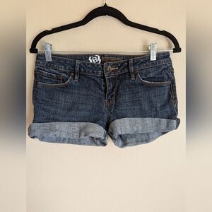 Bullhead Blue Jean Shorts with Frayed Hem and Distressed Look Size 7